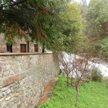 Nyaraló Paraiso Natural Con Cascada Ribeira